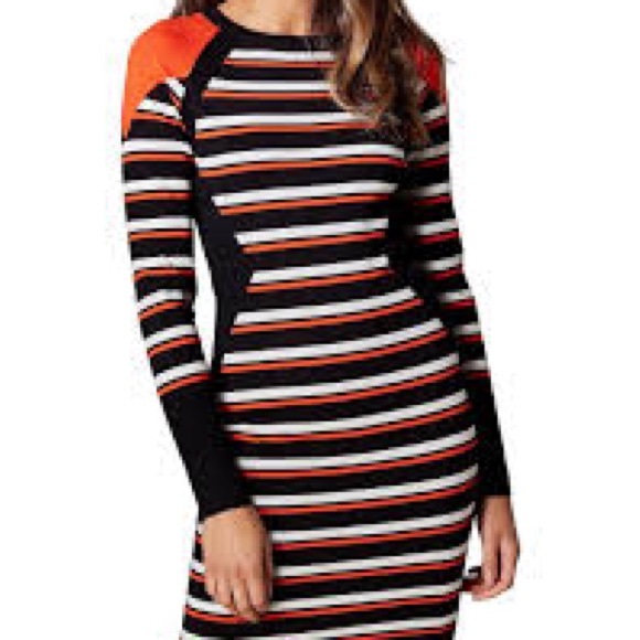 Karen Millen Body Con Knot Dress - Picture 1 of 7